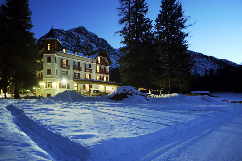 Hotel Croda Rossa Carbonin Εξωτερικό φωτογραφία